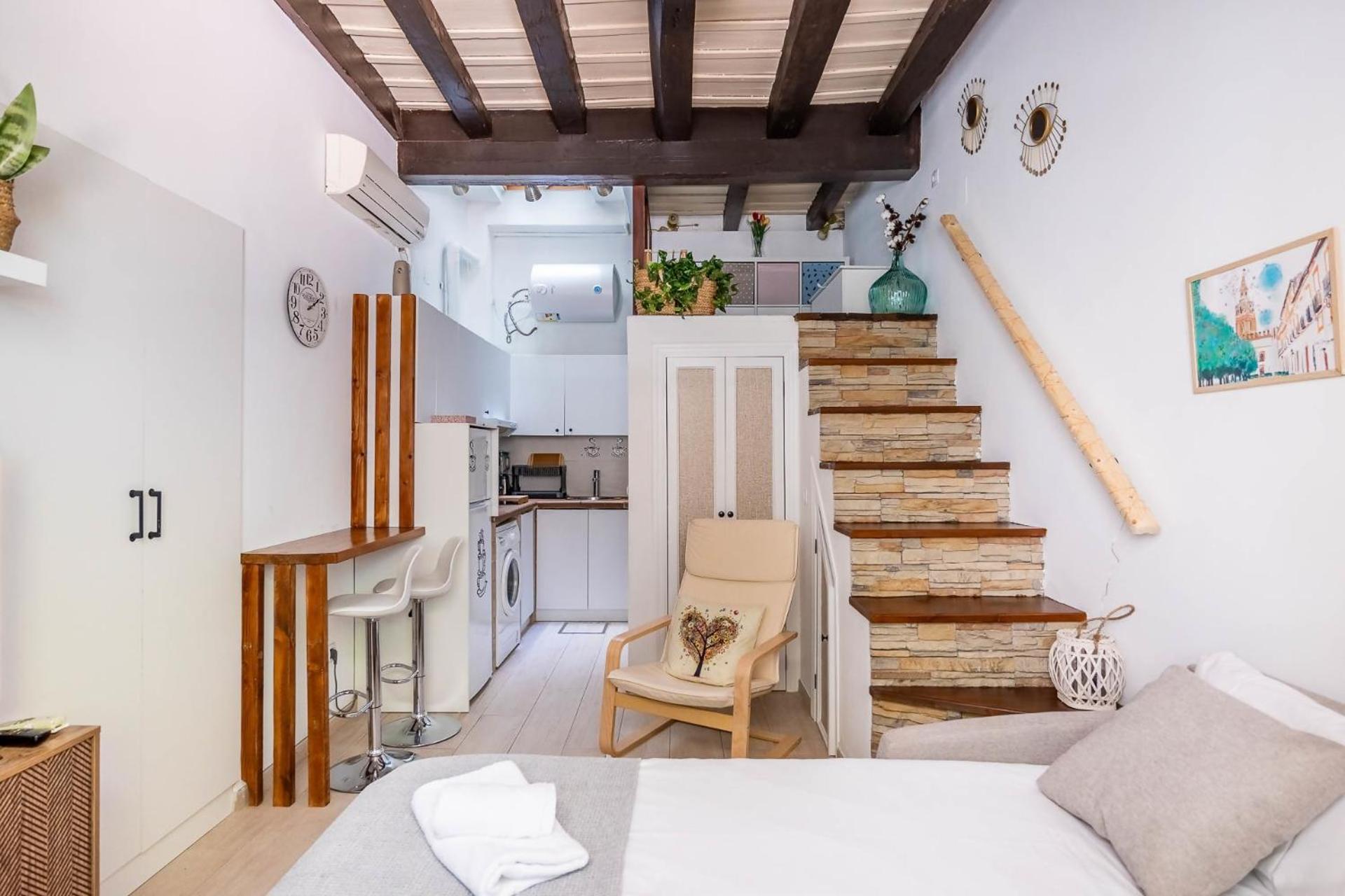 Comfy Away - Estudio En Patio De Vecinos En Setas Apartament *