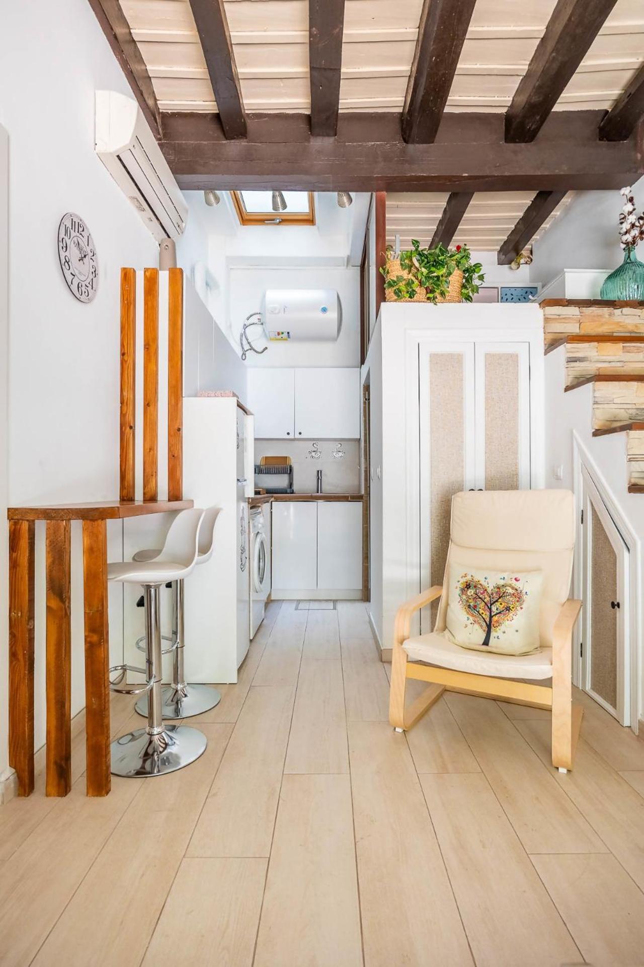 Comfy Away - Estudio En Patio De Vecinos En Setas * Sewilla