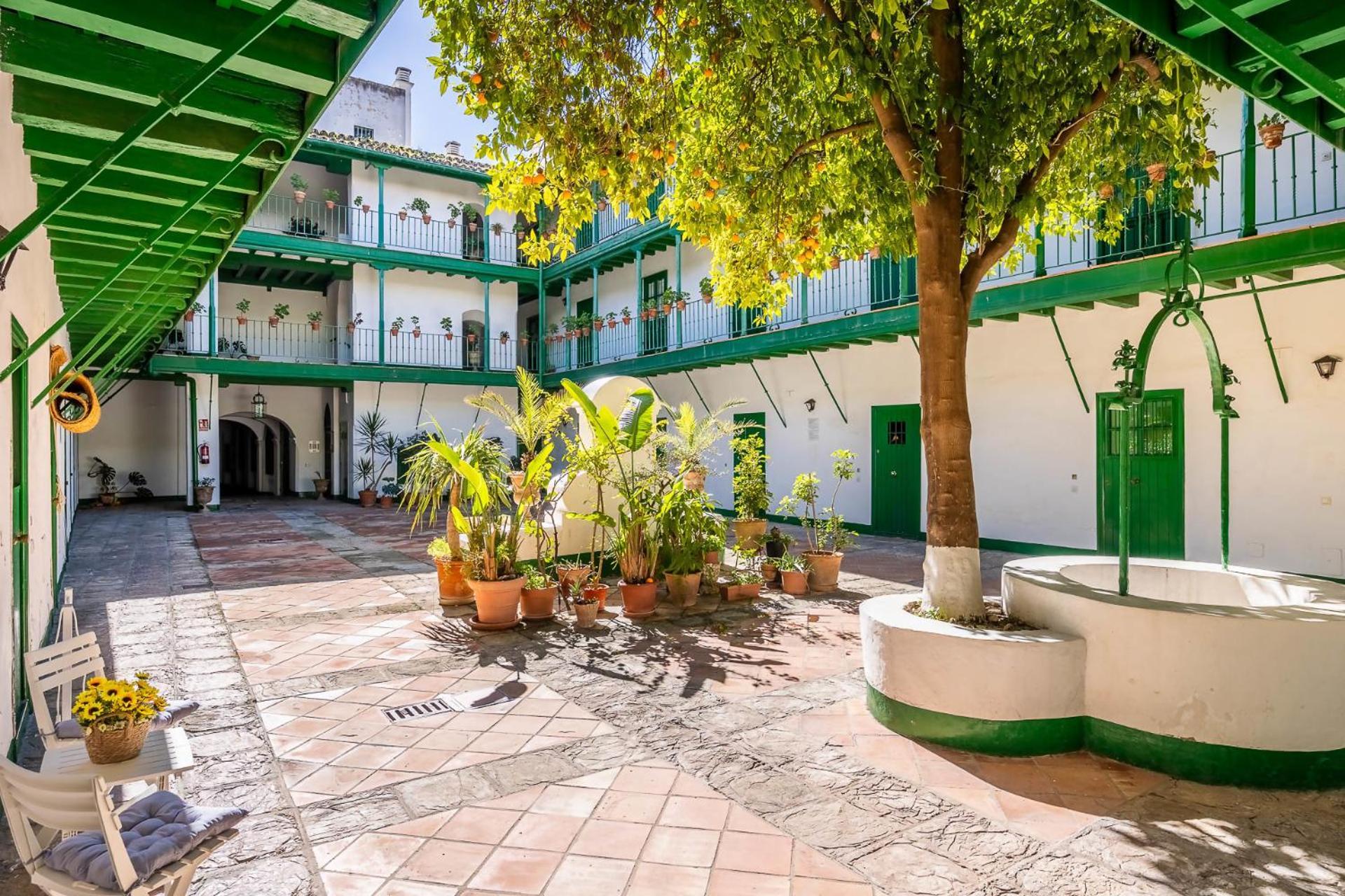 Comfy Away - Estudio En Patio De Vecinos En Setas Apartament Sewilla