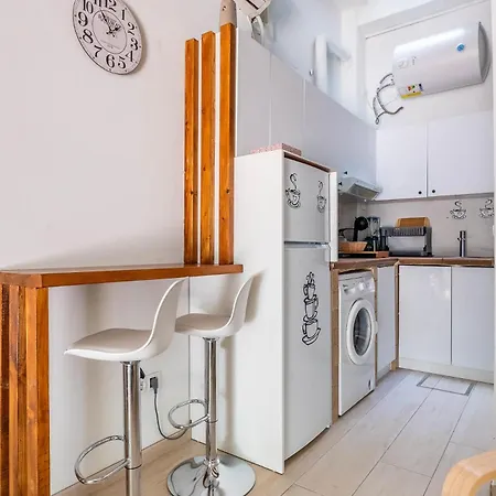Comfy Away - Estudio En Patio De Vecinos En Las Setas Seville Exterior photo